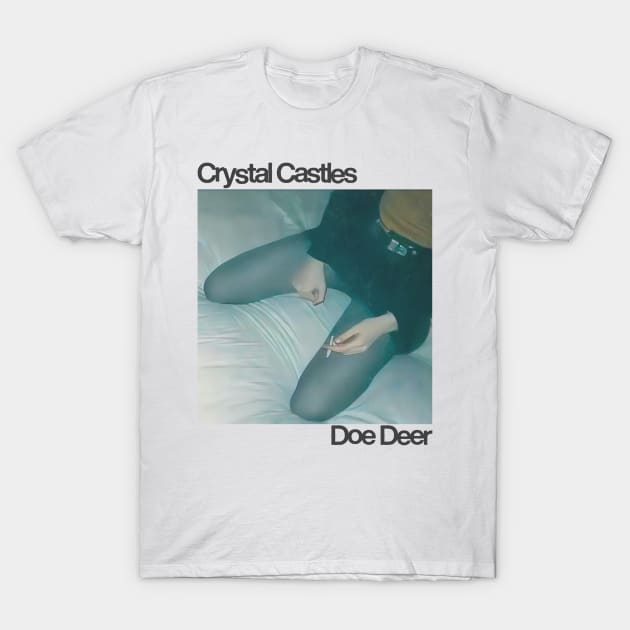: Crystal Castles : Retro Fan Design  : T-Shirt by unknown_pleasures